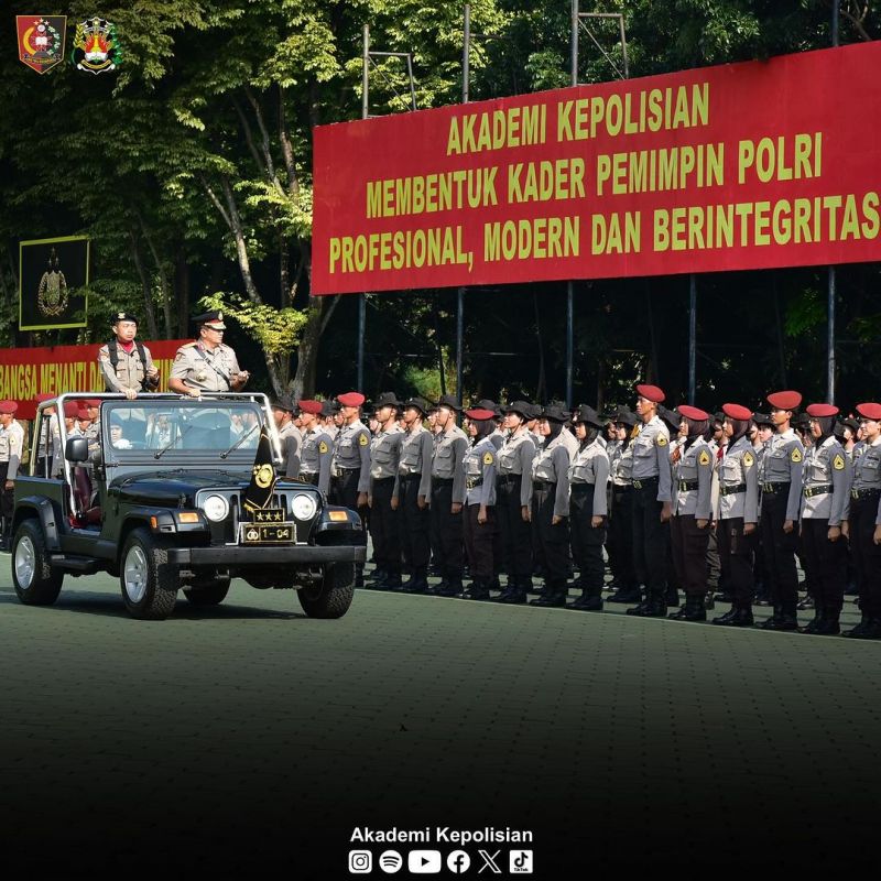 Kalemdiklat Polri Membuka Pendidikan Sekolah Inspektur Polisi Sumber